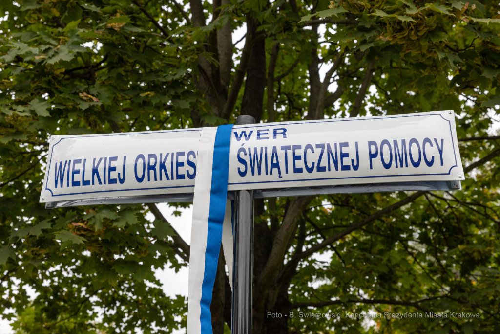 bs_220929_2803.jpg-WOŚP, Skwer, otwarcie  Autor: B. Świerzowski