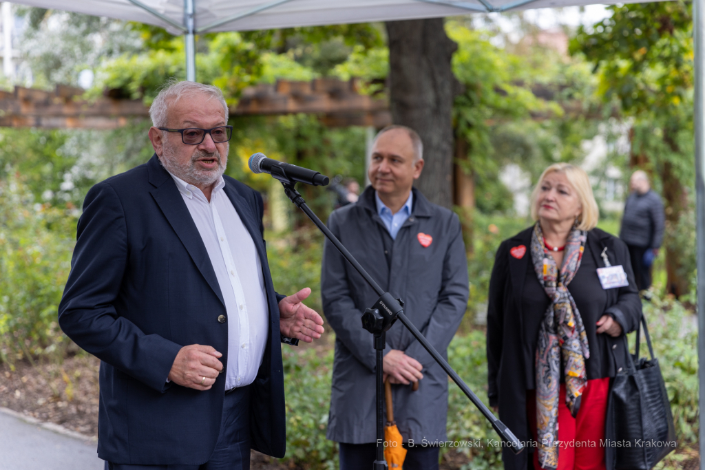 bs_220929_3035.jpg-WOŚP, Skwer, otwarcie  Autor: B. Świerzowski