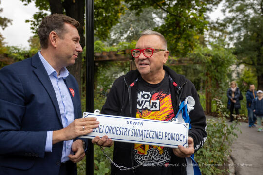 bs_220929_3336.jpg-WOŚP, Skwer, otwarcie