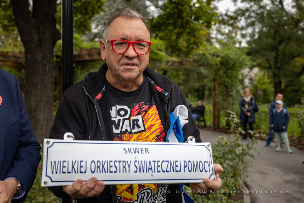 bs_220929_3341.jpg-WOŚP, Skwer, otwarcie  Autor: B. Świerzowski