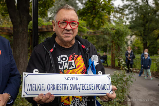 bs_220929_3341.jpg-WOŚP, Skwer, otwarcie