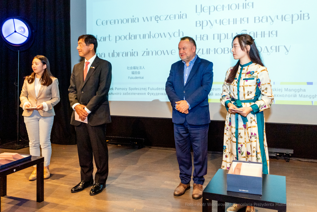 Manggha, Kulig, uchodźcy, bony, Ukraina, Fukudenkai, Akio, Miyajima, ambasador, Japonia, Japonii, o  Autor: P. Wojnarowski