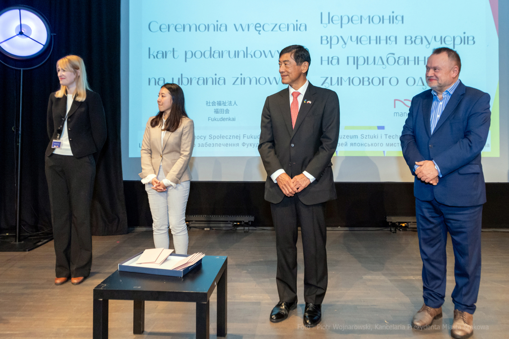 Manggha, Kulig, uchodźcy, bony, Ukraina, Fukudenkai, Akio, Miyajima, ambasador, Japonia, Japonii, o  Autor: P. Wojnarowski