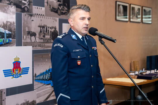 MPK, Majchrowski, kierowcy, bohater, uroczystość, Nowak, Zbigniew, policja, straż, wręczenie