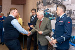 MPK, Majchrowski, kierowcy, bohater, uroczystość, Nowak, Zbigniew, policja, straż, wręczenie