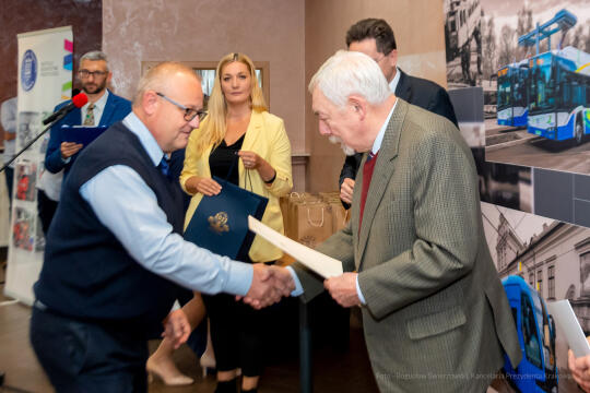 MPK, Majchrowski, kierowcy, bohater, uroczystość, Nowak, Zbigniew, policja, straż, wręczenie