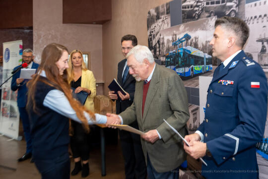 MPK, Majchrowski, kierowcy, bohater, uroczystość, Nowak, Zbigniew, policja, straż, wręczenie