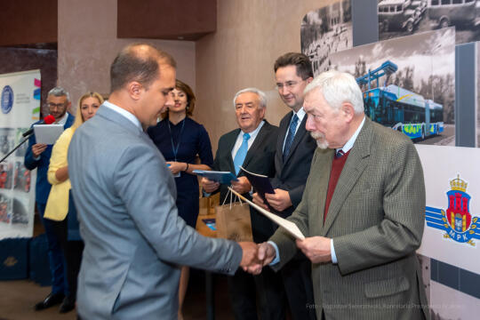 MPK, Majchrowski, kierowcy, bohater, uroczystość, Nowak, Zbigniew, policja, straż, wręczenie