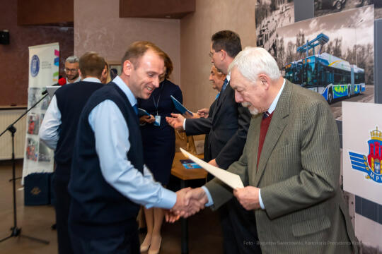 MPK, Majchrowski, kierowcy, bohater, uroczystość, Nowak, Zbigniew, policja, straż, wręczenie