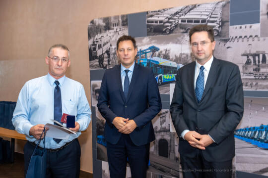 MPK, Majchrowski, kierowcy, bohater, uroczystość, Nowak, Zbigniew, policja, straż, wręczenie