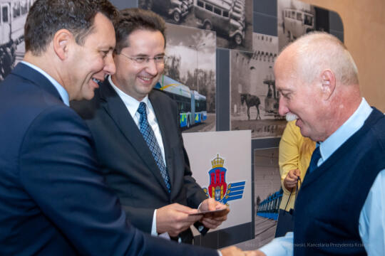 MPK, Majchrowski, kierowcy, bohater, uroczystość, Nowak, Zbigniew, policja, straż, wręczenie