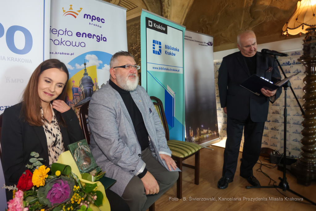 bs_221004_6418.jpg-Gruszki dziennikarskie, Majchrowski, SDRP 