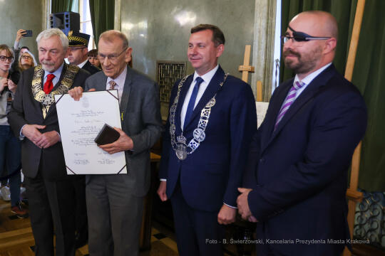 bs_221005_6749.jpg-Cracoviae Merenti, Majchrowski