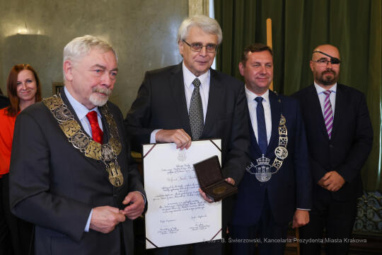 bs_221005_6886.jpg-Cracoviae Merenti, Majchrowski