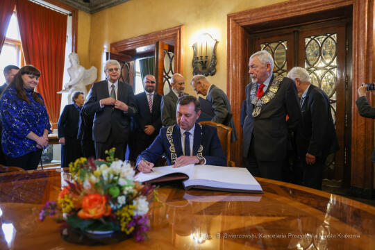 bs_221005_6968.jpg-Cracoviae Merenti, Majchrowski