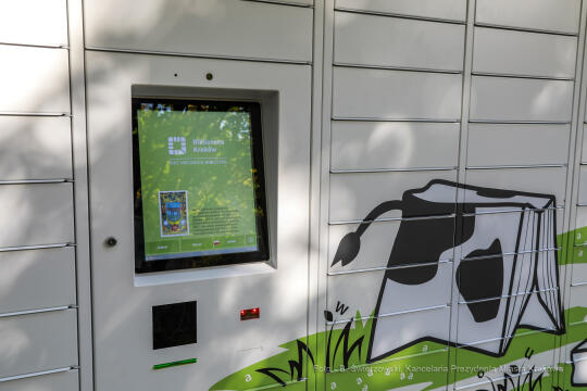 bs_221006_6833.jpg-Książkomat, Biblioteka Kraków,