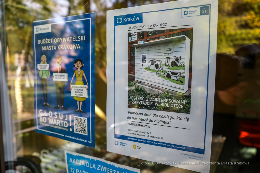 bs_221006_6839.jpg-Książkomat, Biblioteka Kraków,  Autor: B. Świerzowski