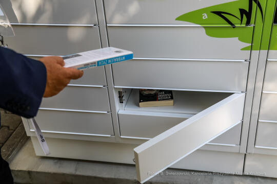 bs_221006_6854.jpg-Książkomat, Biblioteka Kraków,