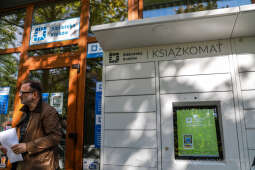 bs_221006_6897.jpg-Książkomat, Biblioteka Kraków,