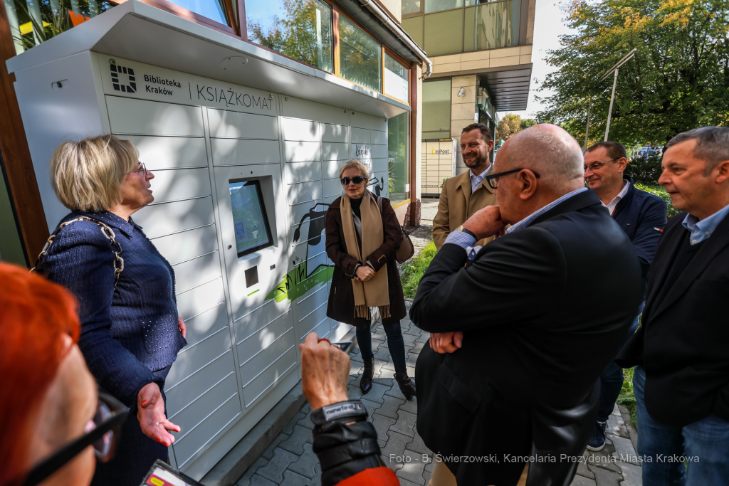bs_221006_6935.jpg-Książkomat, Biblioteka Kraków,  Autor: B. Świerzowski