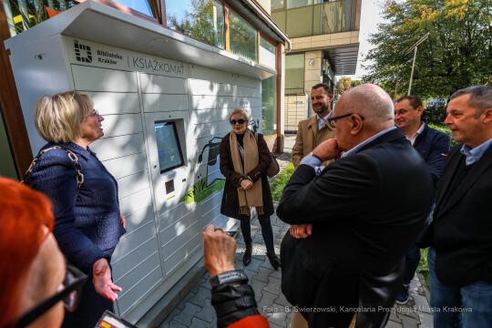 bs_221006_6935.jpg-Książkomat, Biblioteka Kraków,