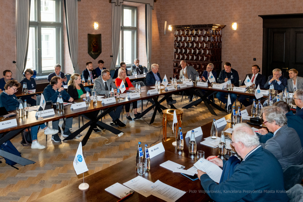 Europejskie Stowarzyszenie Komitetów Olimpijskich, spotkanie, Komisja, Koordynująca, III Igrzyska   Autor: P. Wojnarowski