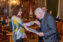 umk_0591.jpg-Nauczyciel z Pasją, nauczyciele, Majchrowski, dyplomy, wręczenie, certyfikat