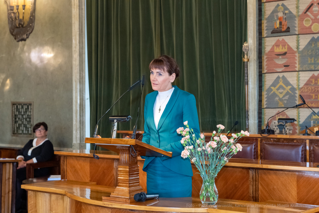 nauczyciele, nagroda, prezydenta, Korfel-Jasińska, wręczenie, nagrody, nauczyciele, Urząd Miasta   Autor: P. Wojnarowski