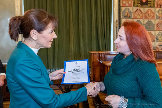 nauczyciele, nagroda, prezydenta, Korfel-Jasińska, wręczenie, nagrody, nauczyciele, Urząd Miasta 