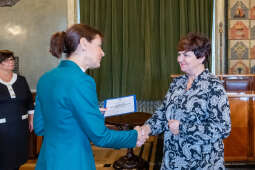 nauczyciele, nagroda, prezydenta, Korfel-Jasińska, wręczenie, nagrody, nauczyciele, Urząd Miasta 