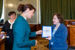 nauczyciele, nagroda, prezydenta, Korfel-Jasińska, wręczenie, nagrody, nauczyciele, Urząd Miasta 