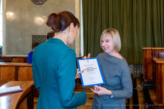 nauczyciele, nagroda, prezydenta, Korfel-Jasińska, wręczenie, nagrody, nauczyciele, Urząd Miasta 