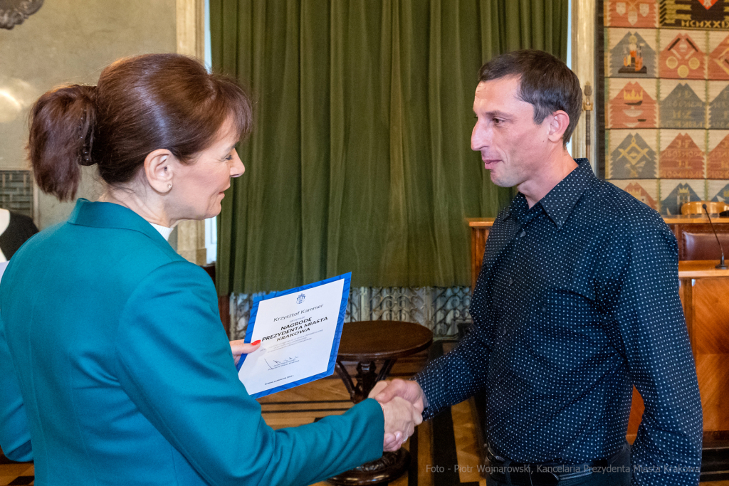 nauczyciele, nagroda, prezydenta, Korfel-Jasińska, wręczenie, nagrody, nauczyciele, Urząd Miasta   Autor: P. Wojnarowski