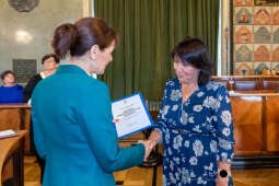 nauczyciele, nagroda, prezydenta, Korfel-Jasińska, wręczenie, nagrody, nauczyciele, Urząd Miasta 