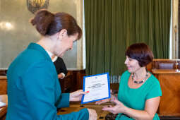 nauczyciele, nagroda, prezydenta, Korfel-Jasińska, wręczenie, nagrody, nauczyciele, Urząd Miasta 