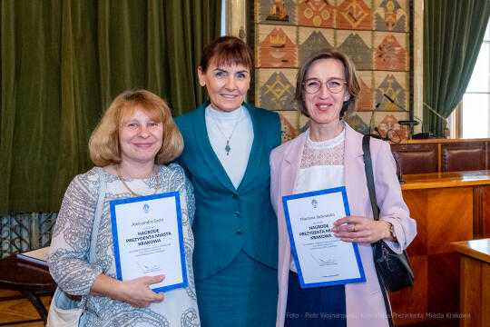 nauczyciele, nagroda, prezydenta, Korfel-Jasińska, wręczenie, nagrody, nauczyciele, Urząd Miasta 