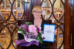 nauczyciele, nagroda, prezydenta, Korfel-Jasińska, wręczenie, nagrody, nauczyciele, Urząd Miasta 