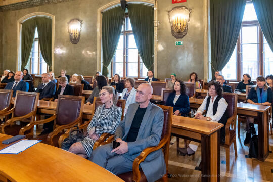 nauczyciele, nagroda, prezydenta, Korfel-Jasińska, wręczenie, nagrody, nauczyciele, Urząd Miasta 