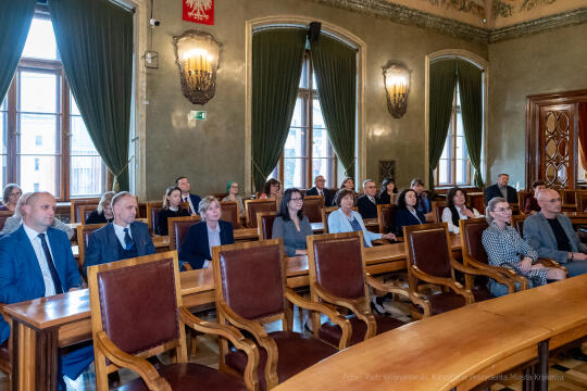 nauczyciele, nagroda, prezydenta, Korfel-Jasińska, wręczenie, nagrody, nauczyciele, Urząd Miasta 