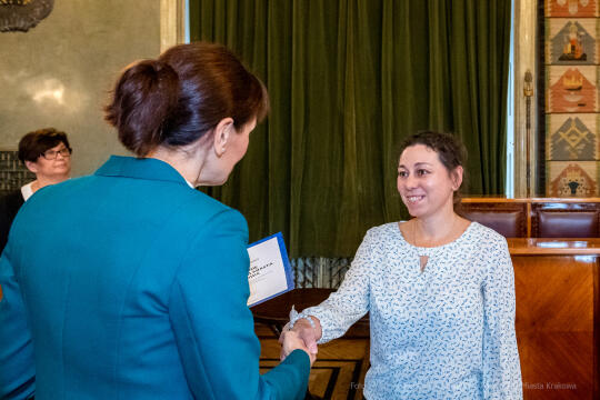 nauczyciele, nagroda, prezydenta, Korfel-Jasińska, wręczenie, nagrody, nauczyciele, Urząd Miasta 