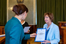 nauczyciele, nagroda, prezydenta, Korfel-Jasińska, wręczenie, nagrody, nauczyciele, Urząd Miasta 