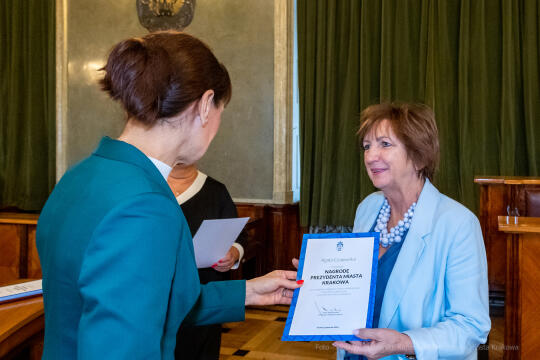 nauczyciele, nagroda, prezydenta, Korfel-Jasińska, wręczenie, nagrody, nauczyciele, Urząd Miasta 