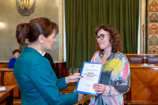 nauczyciele, nagroda, prezydenta, Korfel-Jasińska, wręczenie, nagrody, nauczyciele, Urząd Miasta 