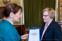 nauczyciele, nagroda, prezydenta, Korfel-Jasińska, wręczenie, nagrody, nauczyciele, Urząd Miasta 