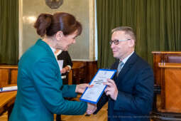 nauczyciele, nagroda, prezydenta, Korfel-Jasińska, wręczenie, nagrody, nauczyciele, Urząd Miasta 