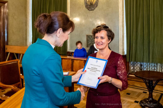nauczyciele, nagroda, prezydenta, Korfel-Jasińska, wręczenie, nagrody, nauczyciele, Urząd Miasta 