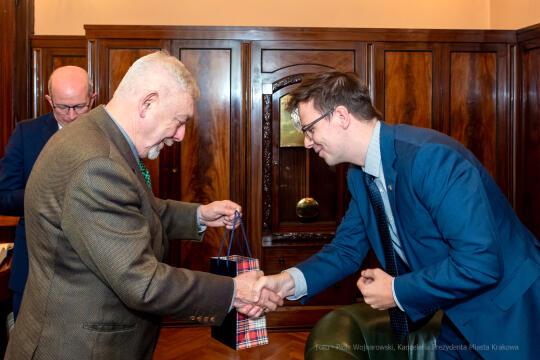 Patrick, Haughey, ambasador, Irlandia, Majchrowski, wizyta , Kraków, spotkanie, 2022, październik