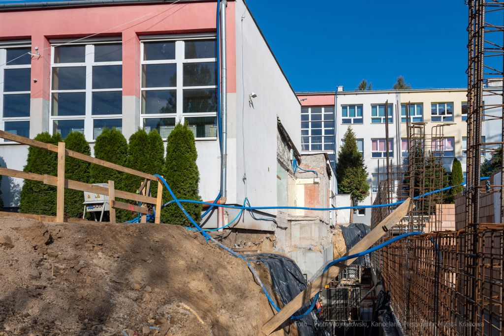 umk_1923.jpg-szkoła, budowa, sala, gimnastyczna, 89, Kraków, Kulig, wmurowanie, akt, erekcyjny  Autor: P. Wojnarowski