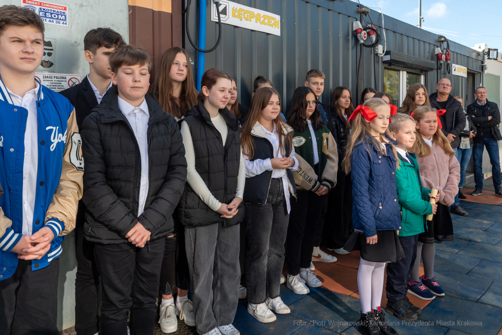 umk_1961.jpg-szkoła, budowa, sala, gimnastyczna, 89, Kraków, Kulig, wmurowanie, akt, erekcyjny  Autor: P. Wojnarowski