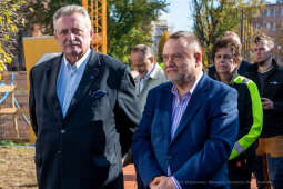 umk_2030.jpg-szkoła, budowa, sala, gimnastyczna, 89, Kraków, Kulig, wmurowanie, akt, erekcyjny